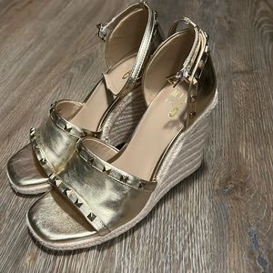 Gold wedge sandals